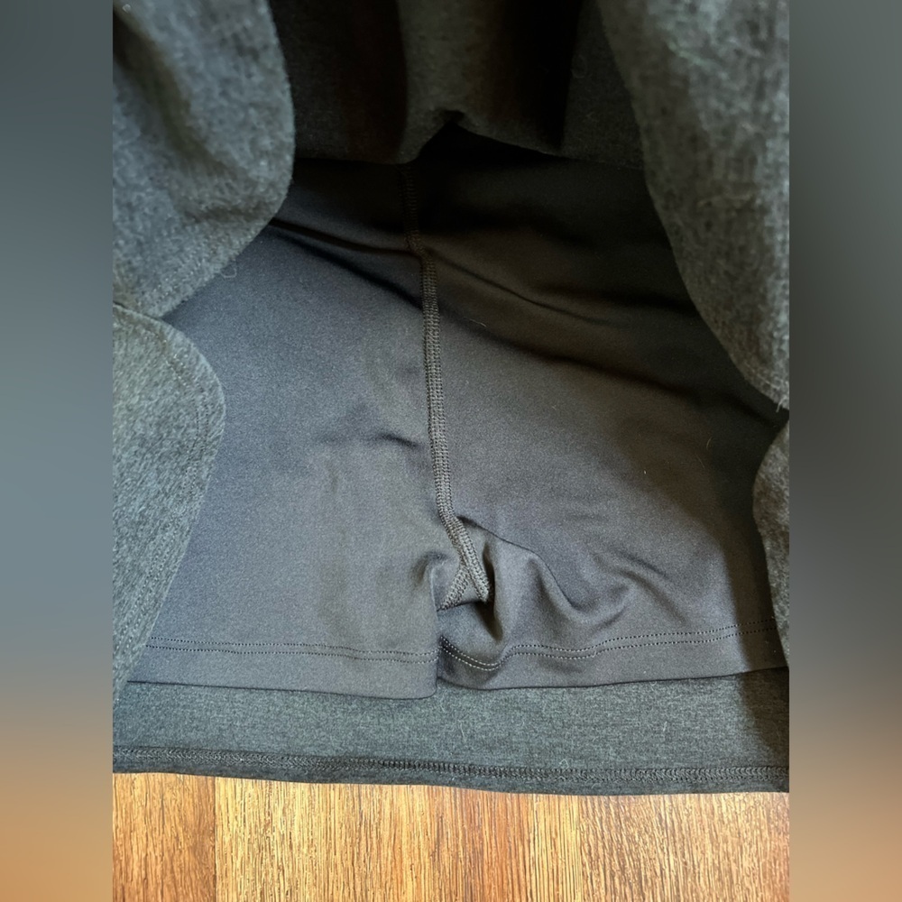 Beyond Yoga Spacedye Movement Skirt dark grey women’s size Medium - Picture 3 of 5